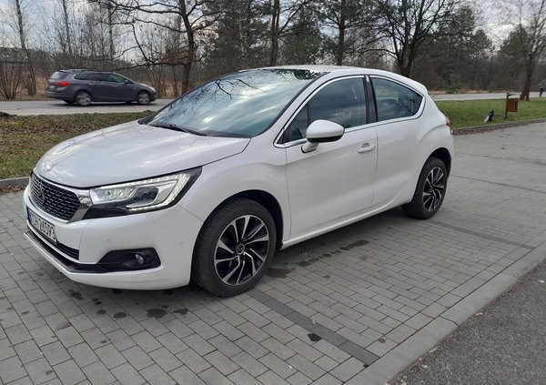 Citroen DS4 cena 43900 przebieg: 158000, rok produkcji 2017 z Chrzanów małe 781